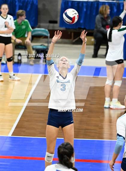 Thumbnail 1 in Valor Christian vs. Mountain Vista (CHSAA 5A 3rd Round) photogallery.
