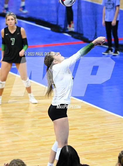Thumbnail 3 in Valor Christian vs. Mountain Vista (CHSAA 5A 3rd Round) photogallery.