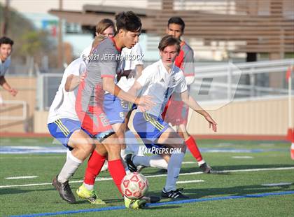 Thumbnail 3 in Clemens @ Lee (UIL 6A Regional Quarterfinal) photogallery.
