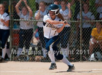 Thumbnail 2 in D.H. Conley vs. Southern Vance (NCHSAA 3A Final) photogallery.