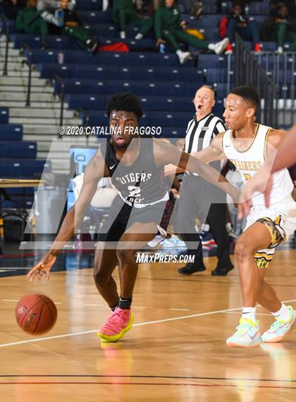 Thumbnail 2 in Toms River North vs Rutgers Prep (Shore Classic Showcase) photogallery.