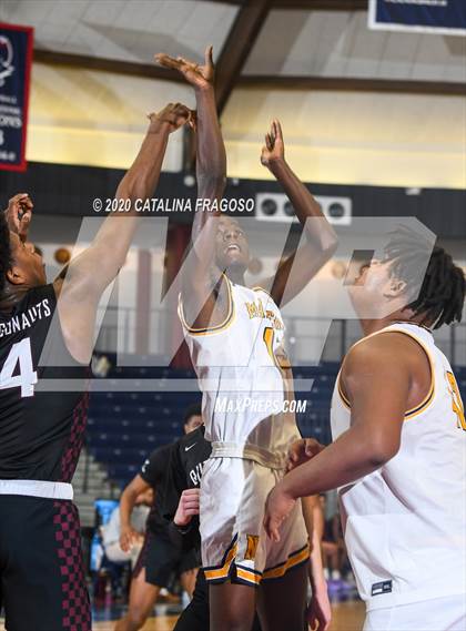 Thumbnail 1 in Toms River North vs Rutgers Prep (Shore Classic Showcase) photogallery.