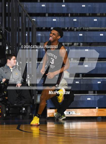 Thumbnail 1 in Toms River North vs Rutgers Prep (Shore Classic Showcase) photogallery.