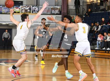 Thumbnail 2 in Toms River North vs Rutgers Prep (Shore Classic Showcase) photogallery.