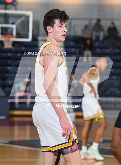 Thumbnail 1 in Toms River North vs Rutgers Prep (Shore Classic Showcase) photogallery.