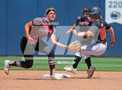 Thumbnail 1 in Tunkhannock vs. Beaver (PIAA 4A Championship) photogallery.