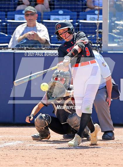 Thumbnail 1 in Tunkhannock vs. Beaver (PIAA 4A Championship) photogallery.