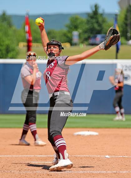 Thumbnail 3 in Tunkhannock vs. Beaver (PIAA 4A Championship) photogallery.