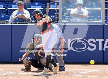 Thumbnail 2 in Tunkhannock vs. Beaver (PIAA 4A Championship) photogallery.