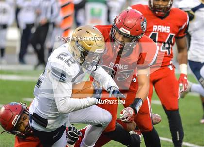 Thumbnail 3 in Archbishop Hoban vs. Trotwood-Madison (OHSAA Division III Final)  photogallery.
