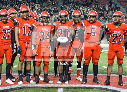 Thumbnail 2 in Archbishop Hoban vs. Trotwood-Madison (OHSAA Division III Final)  photogallery.