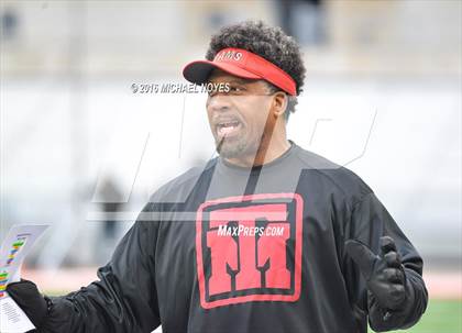Thumbnail 3 in Archbishop Hoban vs. Trotwood-Madison (OHSAA Division III Final)  photogallery.