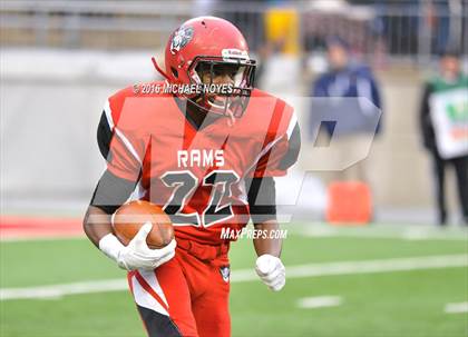 Thumbnail 3 in Archbishop Hoban vs. Trotwood-Madison (OHSAA Division III Final)  photogallery.