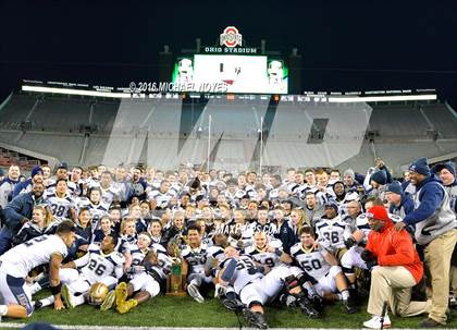 Thumbnail 2 in Archbishop Hoban vs. Trotwood-Madison (OHSAA Division III Final)  photogallery.