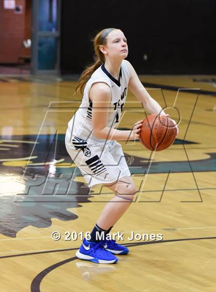 Thumbnail 2 in ThunderRidge vs. Trinity (Nike Tournament of Champions) photogallery.