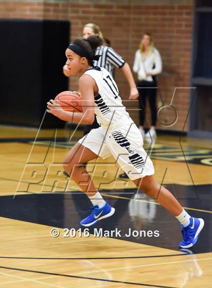 Thumbnail 3 in ThunderRidge vs. Trinity (Nike Tournament of Champions) photogallery.