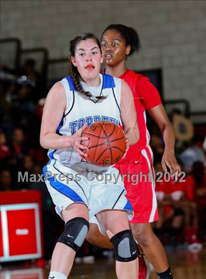 Thumbnail 3 in Serra vs. La Jolla Country Day (CIF D4 SoCal Regional Final) photogallery.