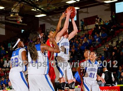 Thumbnail 2 in Serra vs. La Jolla Country Day (CIF D4 SoCal Regional Final) photogallery.