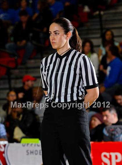 Thumbnail 3 in Serra vs. La Jolla Country Day (CIF D4 SoCal Regional Final) photogallery.
