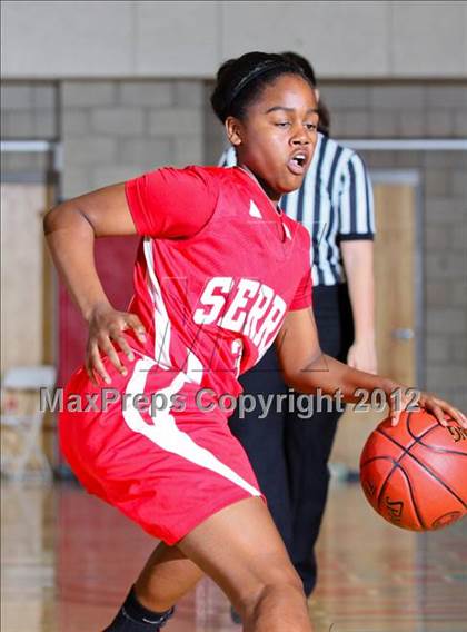 Thumbnail 3 in Serra vs. La Jolla Country Day (CIF D4 SoCal Regional Final) photogallery.