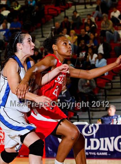 Thumbnail 2 in Serra vs. La Jolla Country Day (CIF D4 SoCal Regional Final) photogallery.