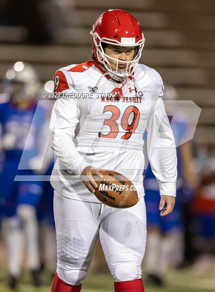 Thumbnail 3 in Cherry Creek vs. Regis Jesuit (CHSAA 5A Qtr Finals) photogallery.