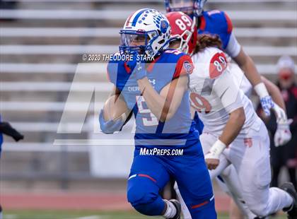 Thumbnail 1 in Cherry Creek vs. Regis Jesuit (CHSAA 5A Qtr Finals) photogallery.