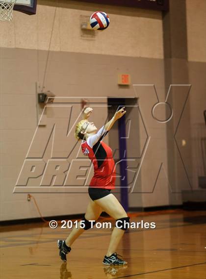 Thumbnail 2 in Pottsboro vs Sherman JV (Farmersville Tournament) photogallery.