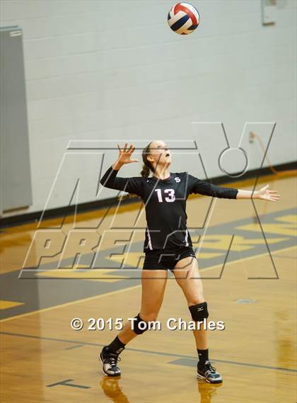 Thumbnail 3 in Pottsboro vs Sherman JV (Farmersville Tournament) photogallery.