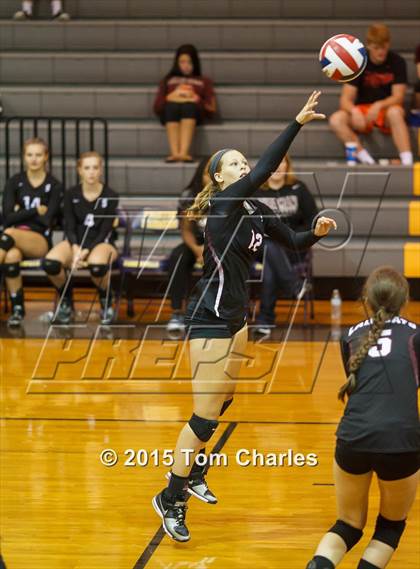 Thumbnail 3 in Pottsboro vs Sherman JV (Farmersville Tournament) photogallery.