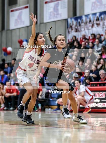 Thumbnail 1 in Clovis @ Buchanan photogallery.