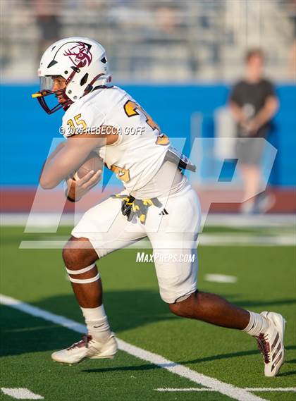 Thumbnail 1 in Deer Park @ Barbers Hill photogallery.