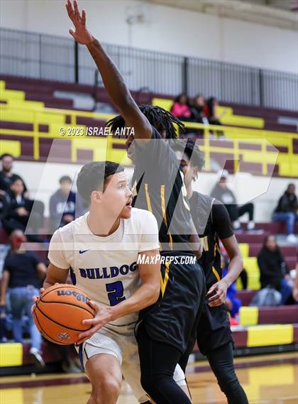 Thumbnail 2 in St. Pauls vs. Dillon (2023 Robeson County Shootout) photogallery.
