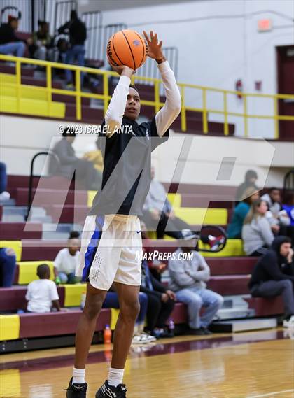 Thumbnail 3 in St. Pauls vs. Dillon (2023 Robeson County Shootout) photogallery.