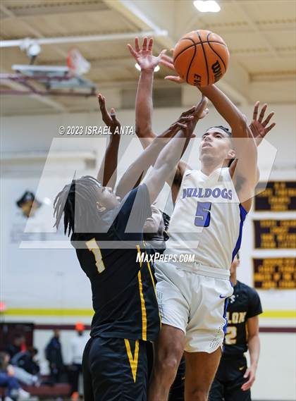 Thumbnail 1 in St. Pauls vs. Dillon (2023 Robeson County Shootout) photogallery.