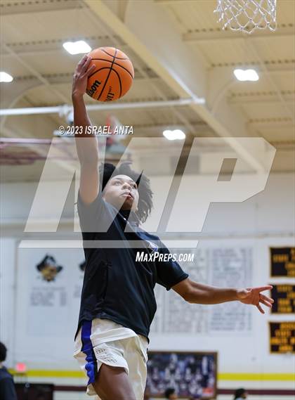 Thumbnail 2 in St. Pauls vs. Dillon (2023 Robeson County Shootout) photogallery.