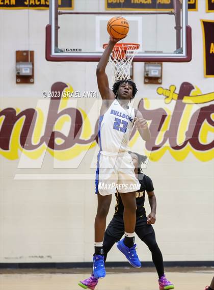 Thumbnail 3 in St. Pauls vs. Dillon (2023 Robeson County Shootout) photogallery.