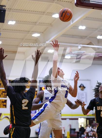 Thumbnail 3 in St. Pauls vs. Dillon (2023 Robeson County Shootout) photogallery.