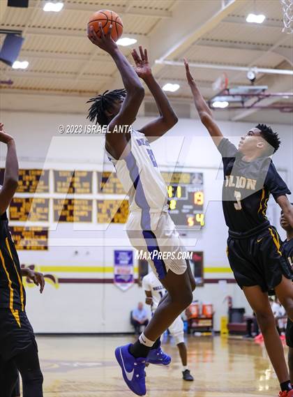 Thumbnail 1 in St. Pauls vs. Dillon (2023 Robeson County Shootout) photogallery.