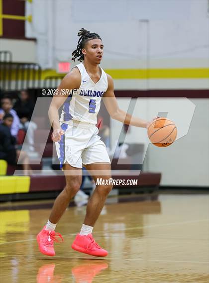 Thumbnail 1 in St. Pauls vs. Dillon (2023 Robeson County Shootout) photogallery.