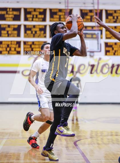 Thumbnail 2 in St. Pauls vs. Dillon (2023 Robeson County Shootout) photogallery.