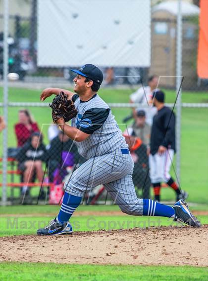 Thumbnail 2 in Huntington Beach vs. Fountain Valley photogallery.