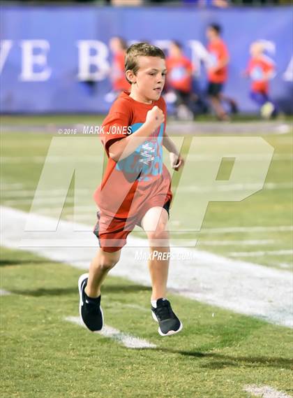 Thumbnail 3 in Yuma Catholic @ Northwest Christian photogallery.