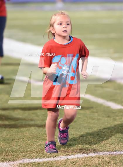 Thumbnail 2 in Yuma Catholic @ Northwest Christian photogallery.