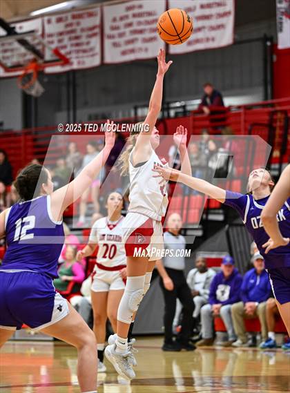 Thumbnail 3 in Ozark @ Dardanelle photogallery.