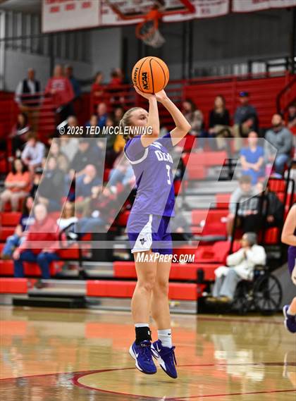 Thumbnail 2 in Ozark @ Dardanelle photogallery.