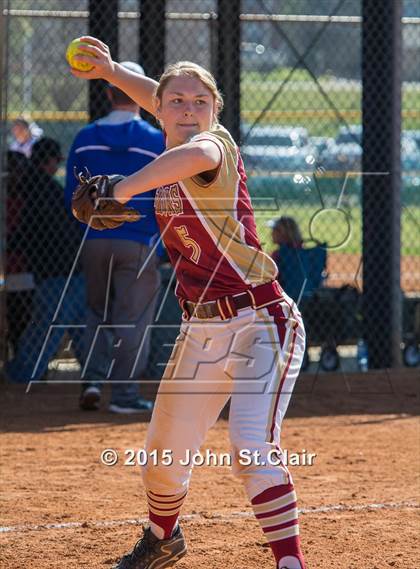 Thumbnail 1 in Riverdale vs. Huntsville (Bob Jones Invitational) photogallery.