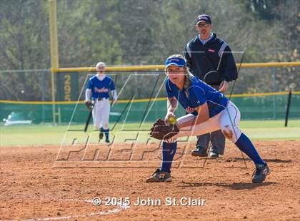 Thumbnail 2 in Riverdale vs. Huntsville (Bob Jones Invitational) photogallery.