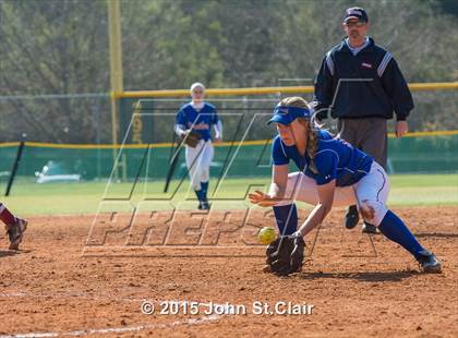 Thumbnail 1 in Riverdale vs. Huntsville (Bob Jones Invitational) photogallery.