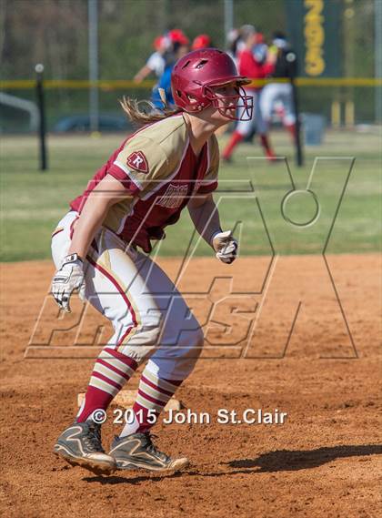 Thumbnail 2 in Riverdale vs. Huntsville (Bob Jones Invitational) photogallery.